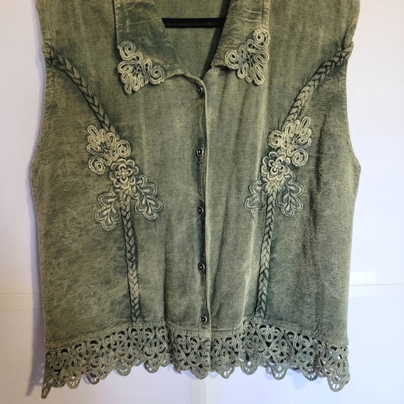 Marilu Made In Italy Detailed Vest - Picture 2 of 9